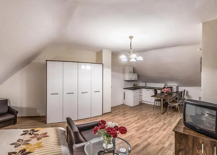 Marika زلاكاروس